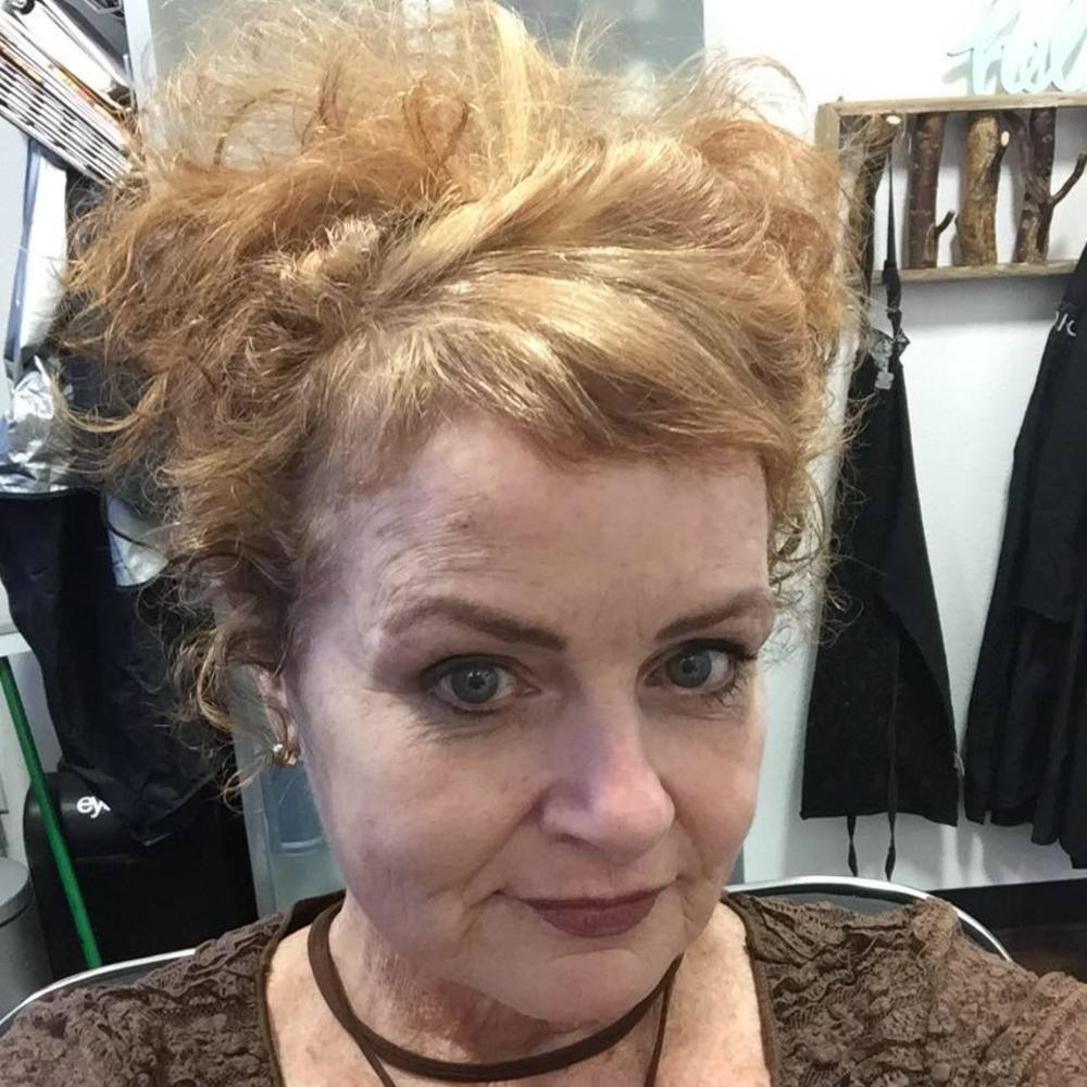 Meet your Posher, Suzanne